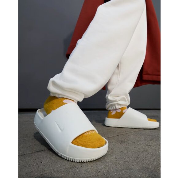 Nike Calm Women's Slides Sandals DX4816 Comfort Cushion White - Picture 9 of 10